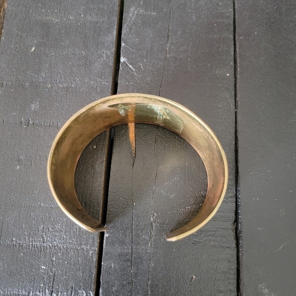 Vintage Gold Tone Bangle Bracelet Black Ivory Weave Thick Jewelry Boho Western - Picture 6 of 7